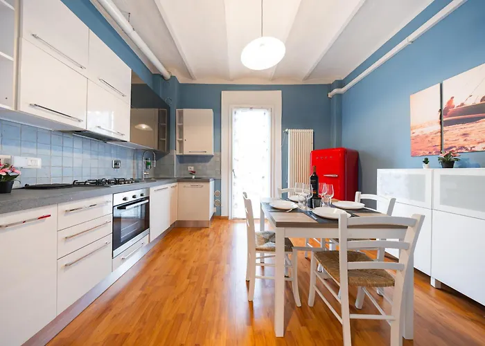 New Pisano House - Free Parking, 볼로냐