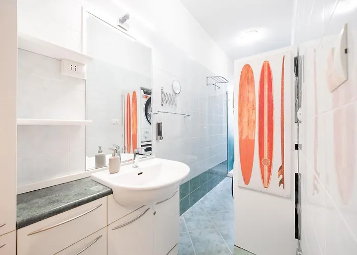 New Pisano House - Free Parking, Lägenhet