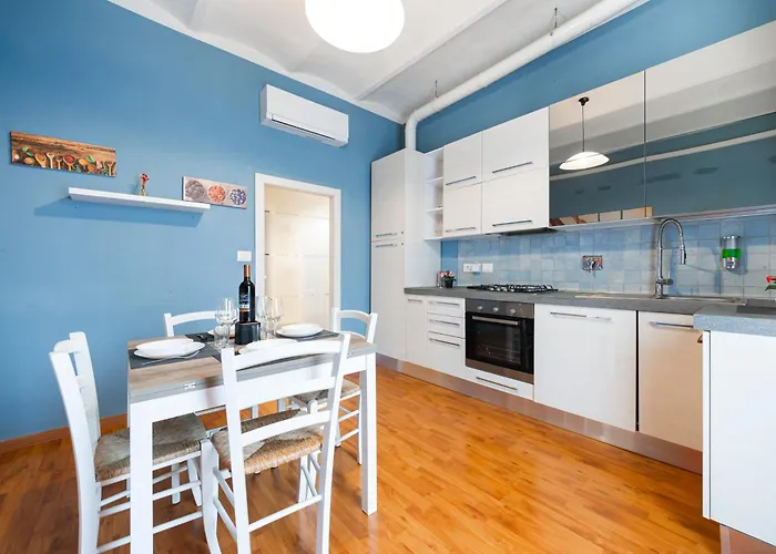 New Pisano House - Free Parking, Bologna